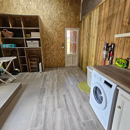 Maison Avec Independant Dans Le Centre De - 5306 Holiday home